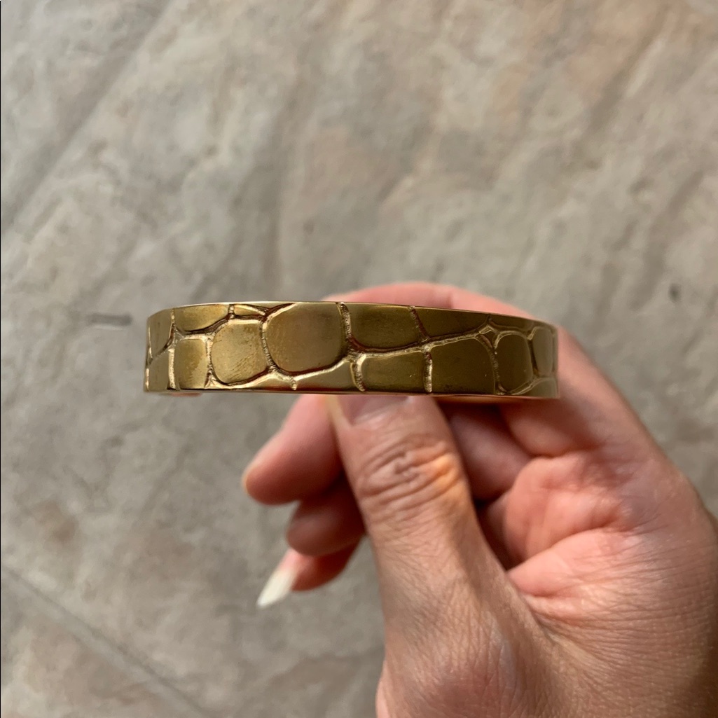 Golden Ysl Logo Carve Check Pattern Brass 150$